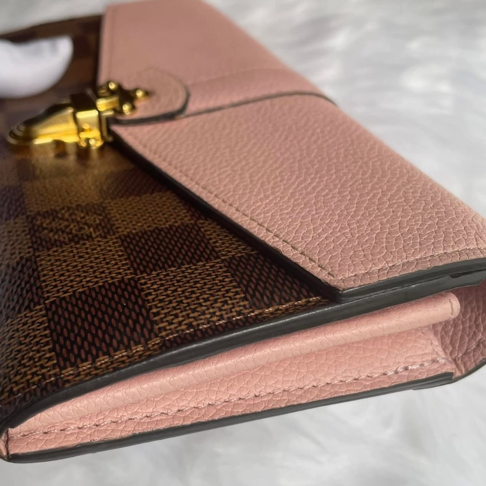 Louis Vuitton Clapton Damier Ebene Long Wallet (in pink Magnolia color ) - Picture 4 of 12